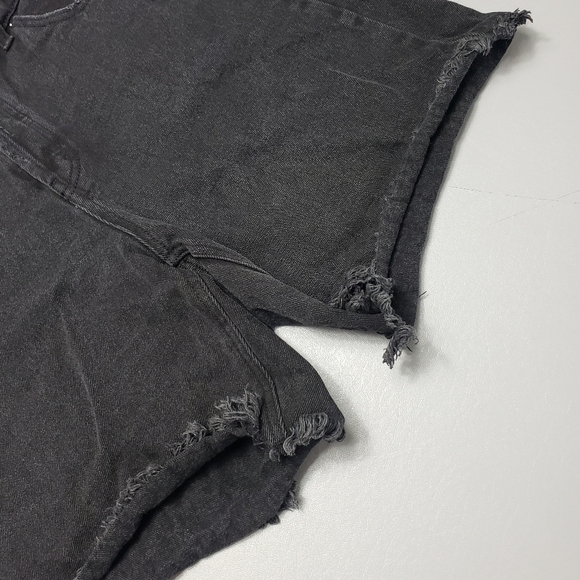 Wild fable high rise Bermuda black denim distressed jean shorts women's size 12 - Picture 4 of 13